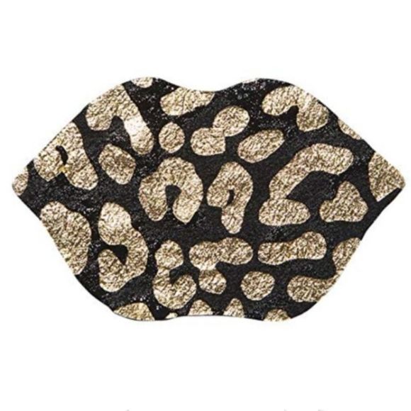 SF Sun's Out, Pouts Out 4 Piece Gold Lip Masks - Picture 6 of 6